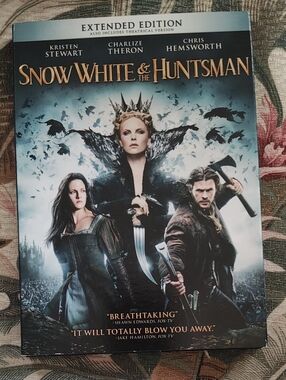 MOVIE: SNOW WHITE & THE HUNTSMAN